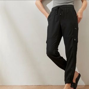 Banana Republic Cargo Jogger Pant Size M